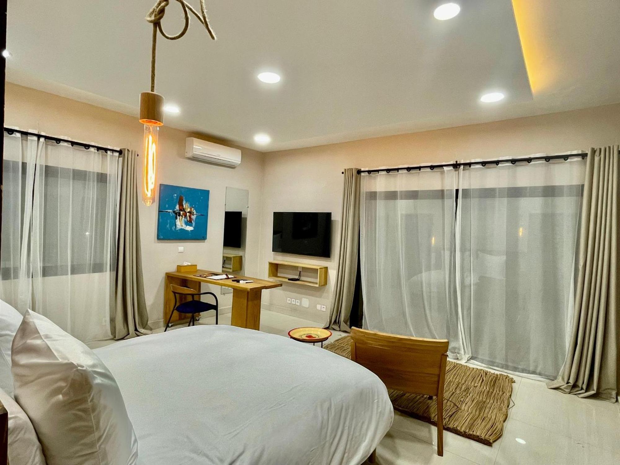 Hotel Le Kentia Lomé Zewnętrze zdjęcie
