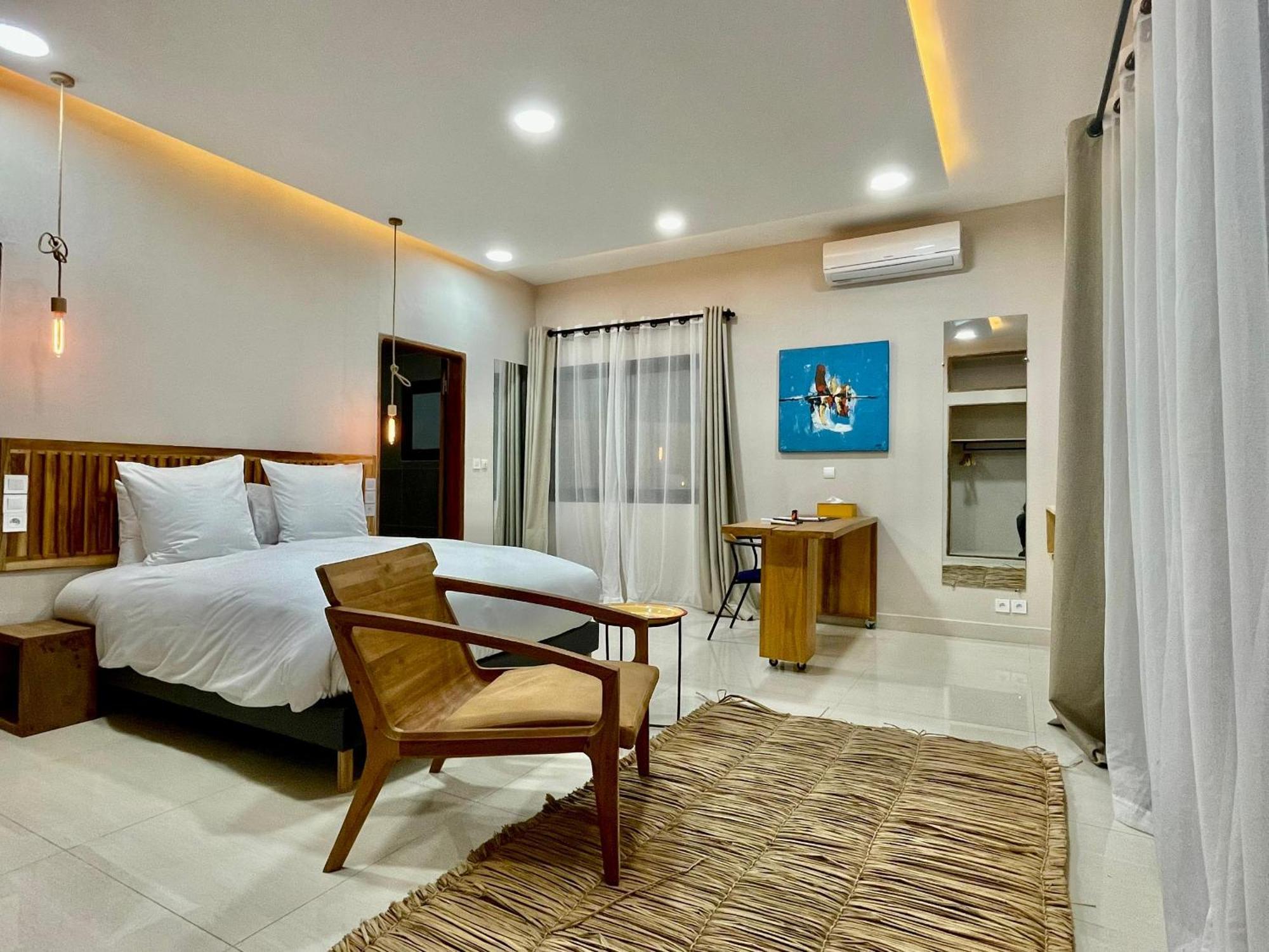 Hotel Le Kentia Lomé Zewnętrze zdjęcie