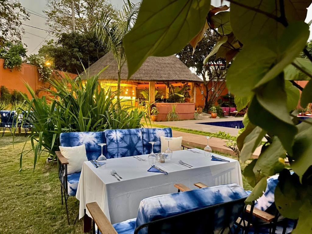 Hotel Le Kentia Lomé Zewnętrze zdjęcie